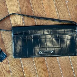 ANN TAYLOR - Clutch with strap for shoulder bag option